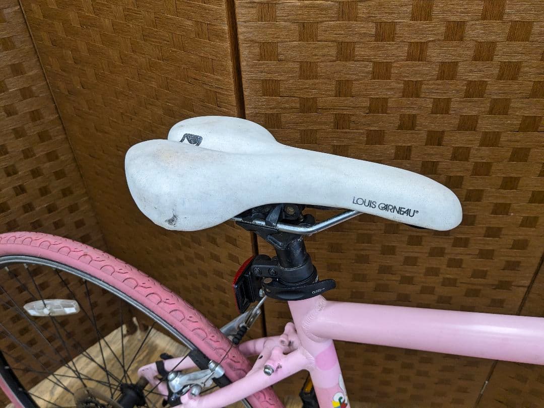 配送方法変更済み　U065 クロスバイク　28インチ　3×8段変速　ピンク