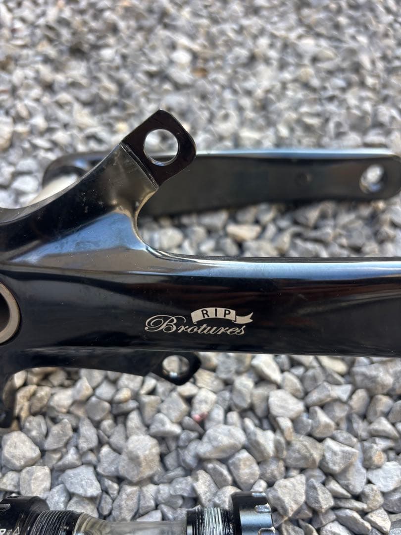 RIP Brothers ブラック クランクセット