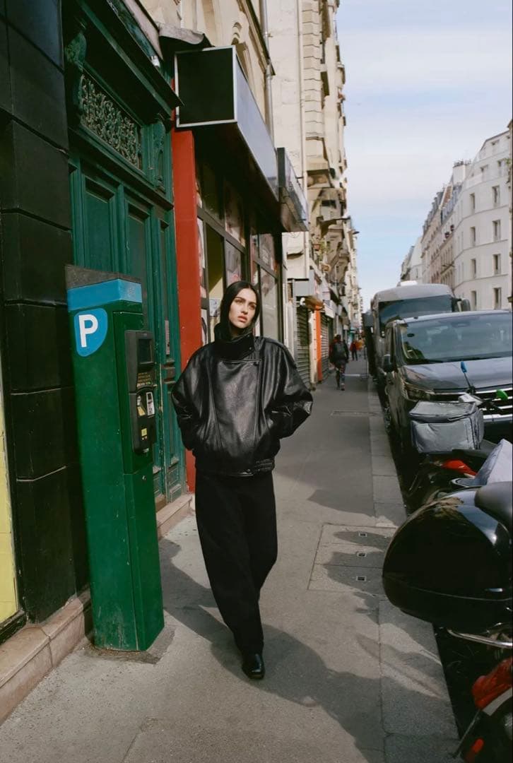 ZARA 完売品　フェイクレザージャケット　Mサイズ