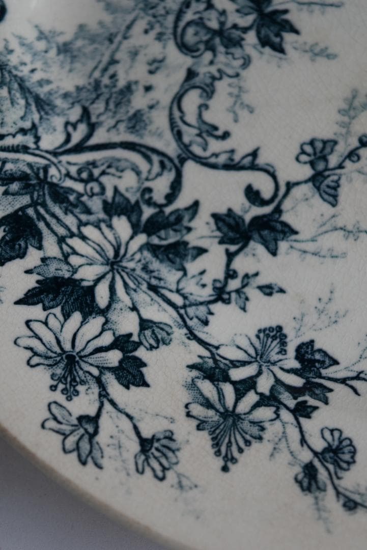 美品ショワジー・ル・ロワ　ブルーのポンパドール　デセール皿　POMPADOUR