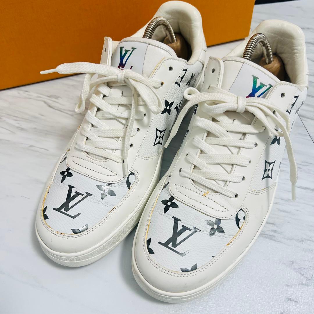 極美品 ルイヴィトン リヴォリライン モノグラム スニーカー 25.0相当