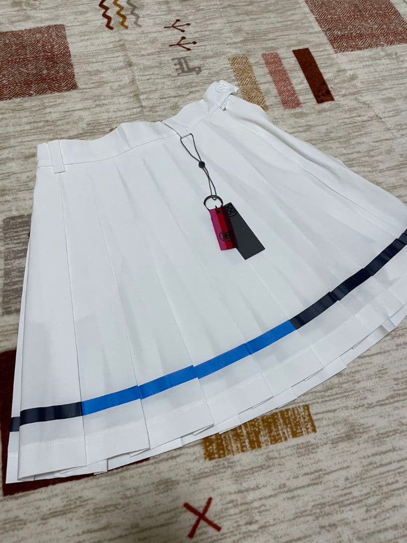 ジーフォア　レディースゴルフウェア　セットアップ　上下セット