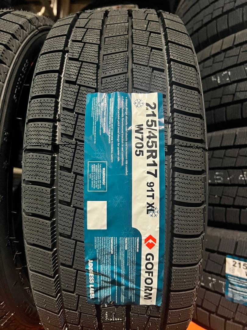 激安スタッドレスタイヤ 4本セット215/45R17