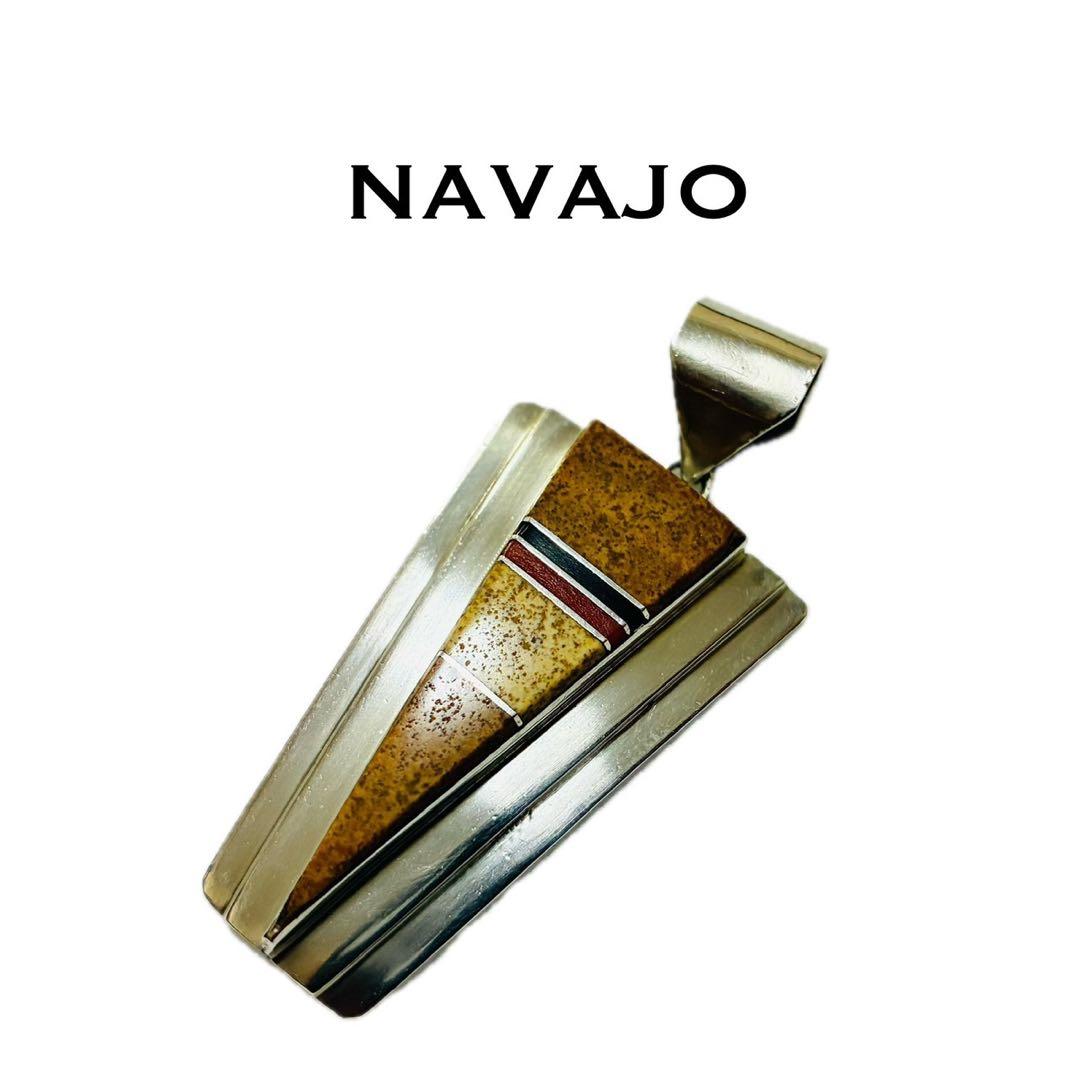 ナバホ　ペンダントトップ　ネックレス　アイアンウッド　ウェインマスキット