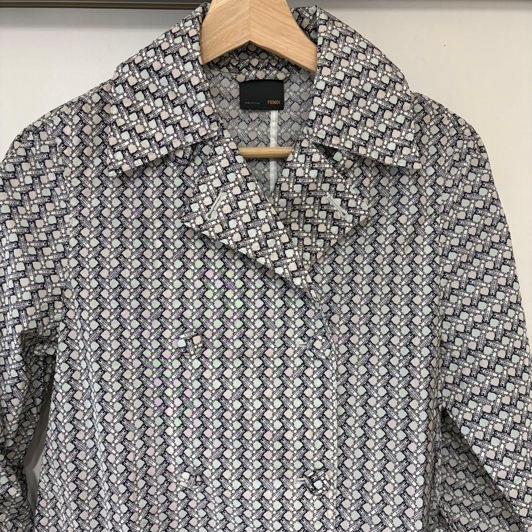 FENDI フェンディ　トレンチコート　ロゴ　Mサイズ相当　38