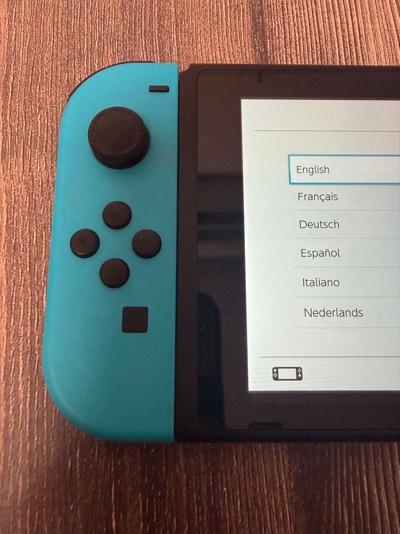 Nintendo Switch 本体 版 HAC-001