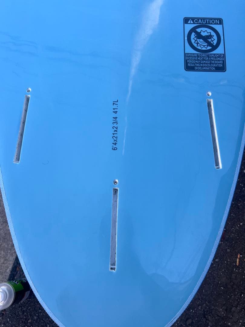 ビーチアクセス　ミッドレングス　6.4サーフボード