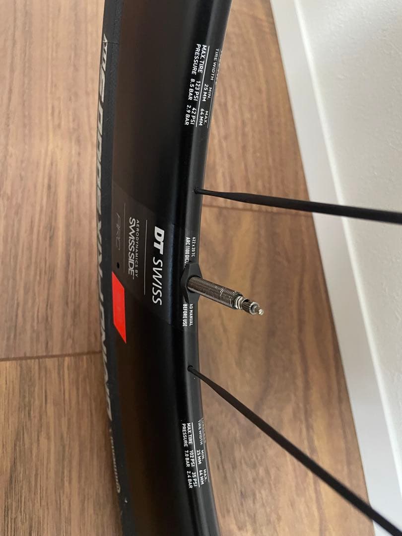 DT SWISS ARC 1100 50mmハイト おまけタイヤ付き