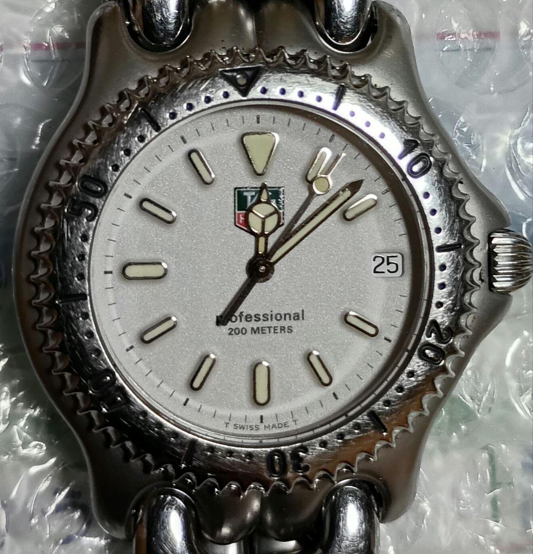 TAG Heuer プロフェッショナル 200m 腕時計ケース＆カード付。