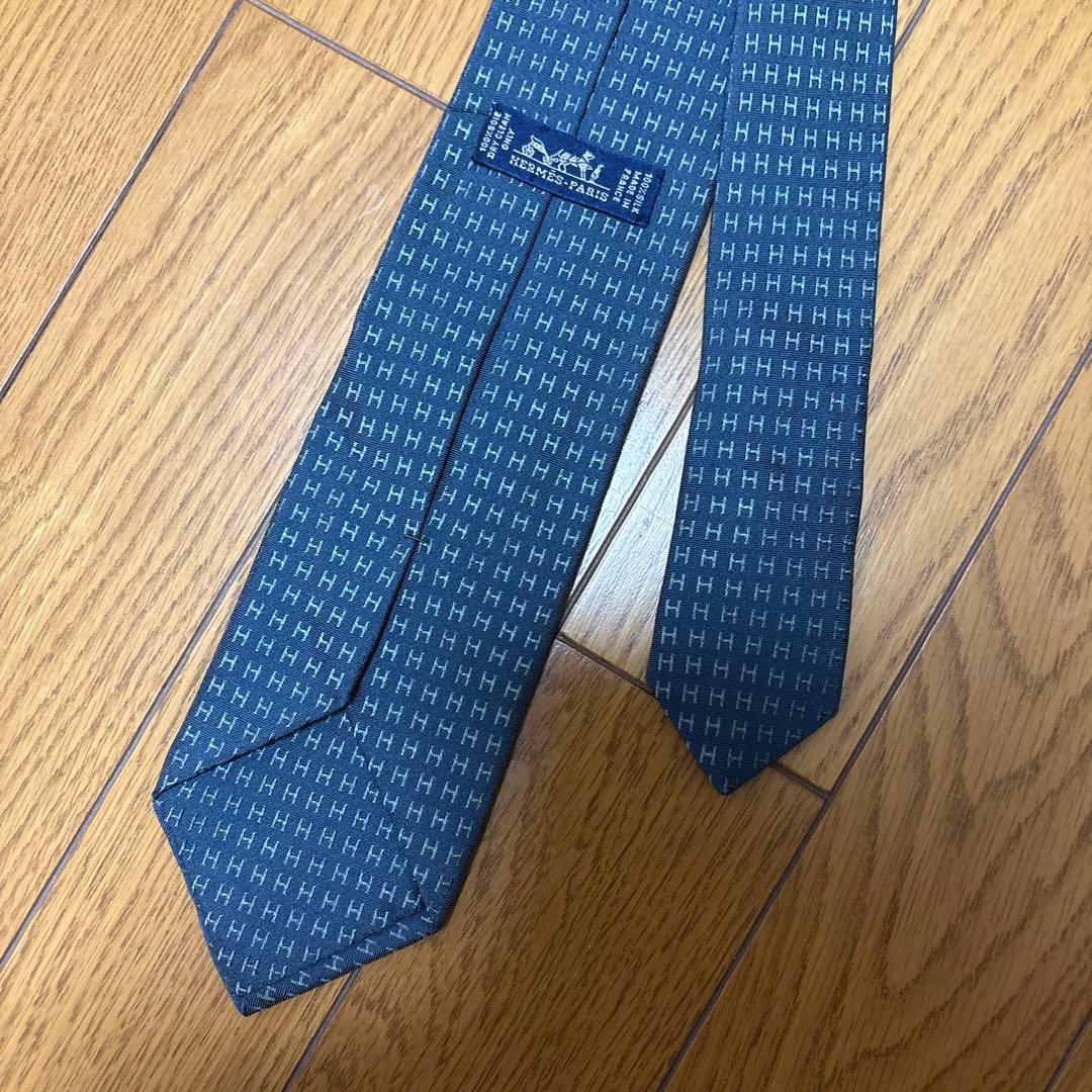 SALE! HERMES エルメス　Hロゴパターン ネクタイ ダークブルー