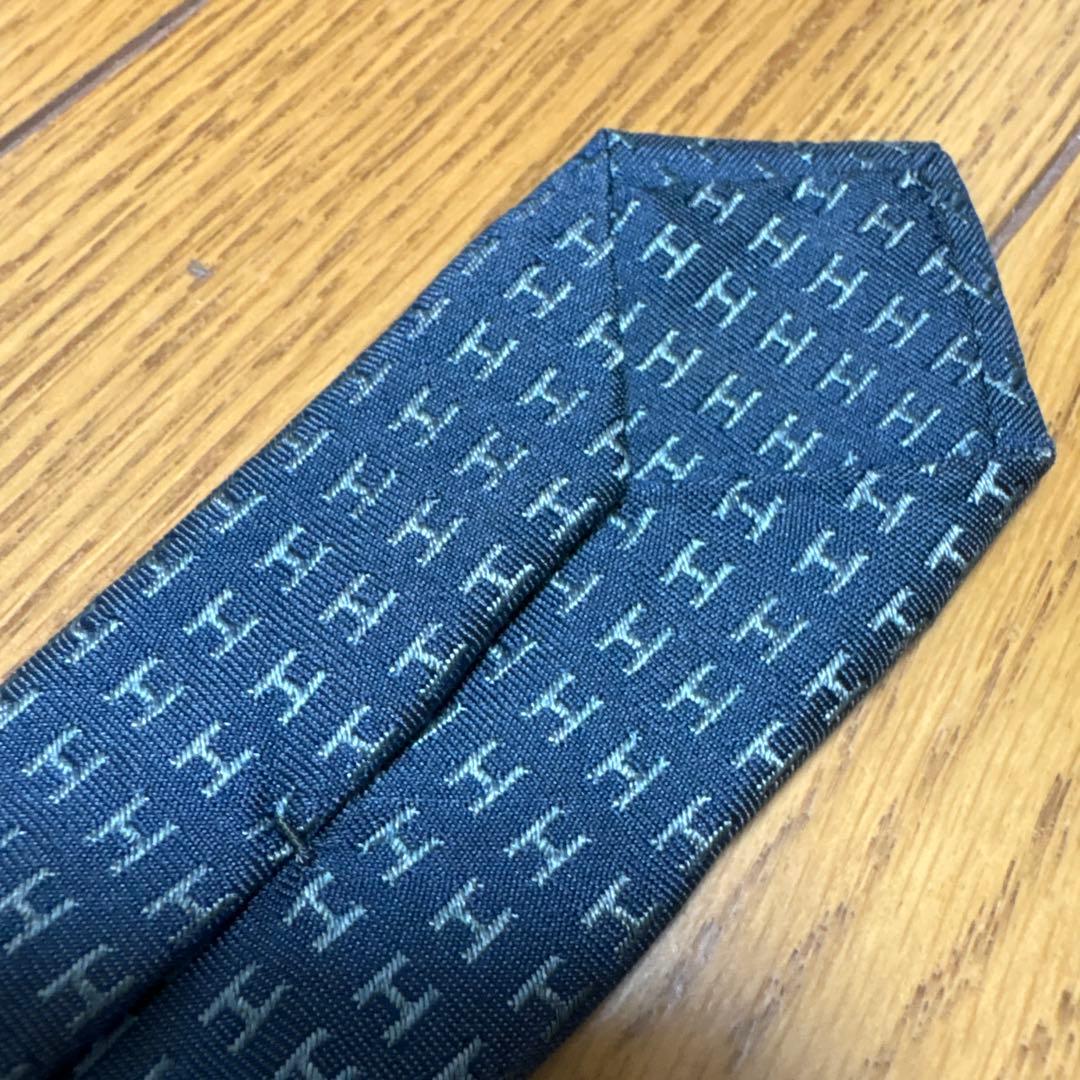 SALE! HERMES エルメス　Hロゴパターン ネクタイ ダークブルー