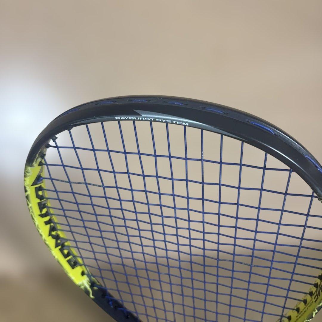 中古極美品ボルトレイジ 7SテニスラケットUL1ガットヨネックスゲイル26ポンド