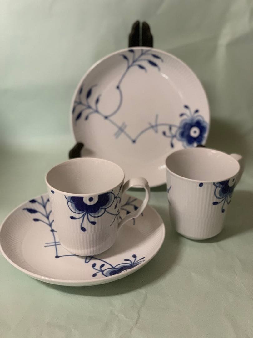 ロイヤルコペンハーゲン　ブルーフルーテッドメガシリーズ4点セット、