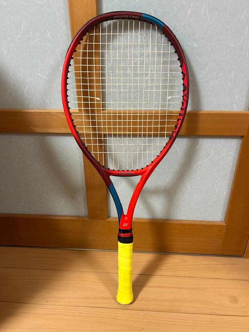 テニス ラケット Yonex Vcore100 100インチ G1