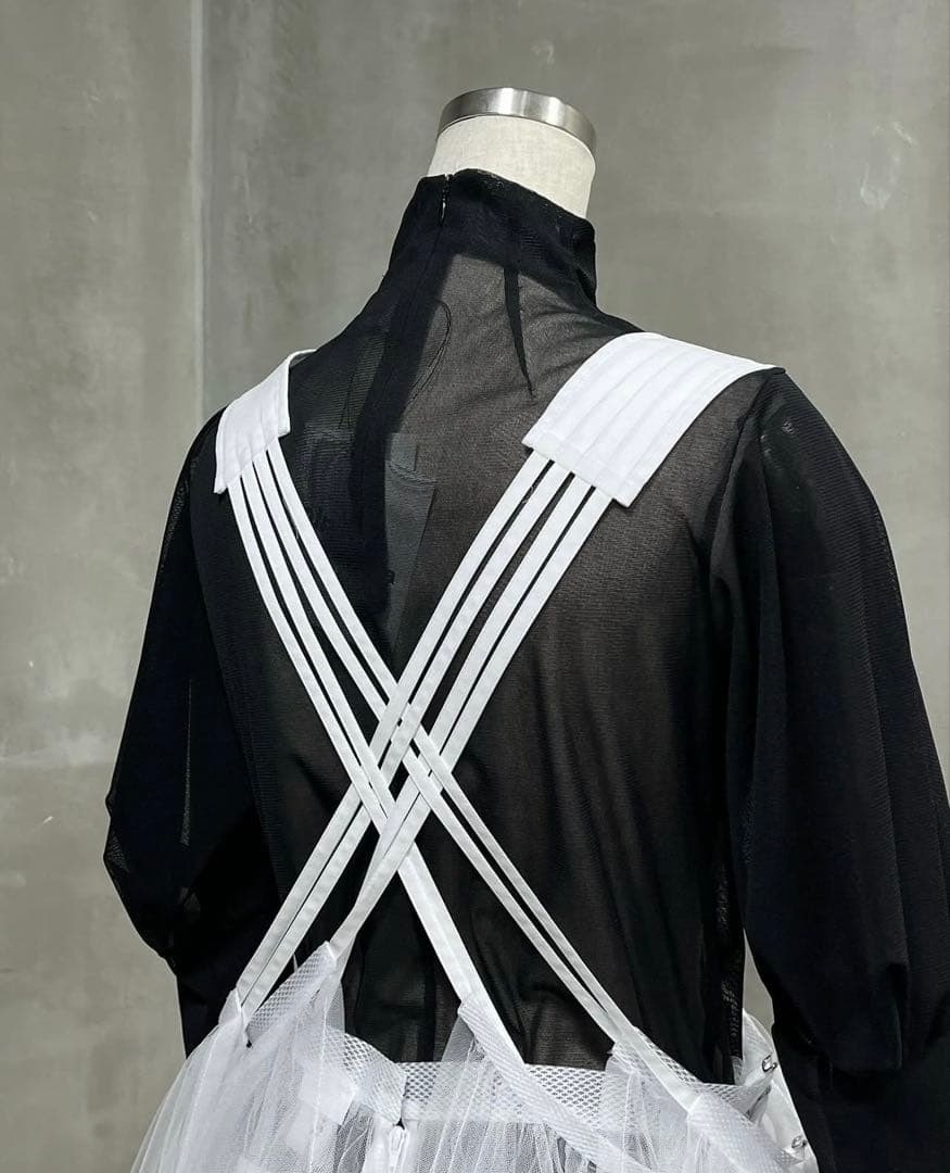 ノワールケイニノミヤ コムデギャルソン チュールジャンパースカート