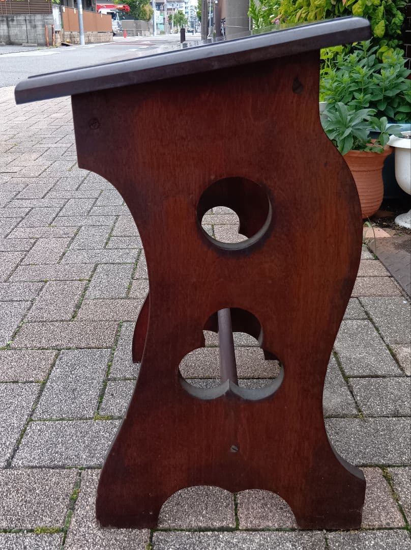 アンティーク　大正時代か昭和初期　　オルガンのイス　　 木製 透かし彫