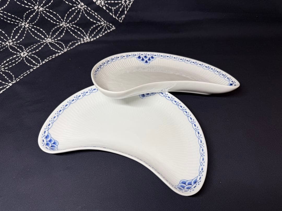 ロイヤルコペンハーゲン　22cm プリンセス クレセントディッシュ　2枚