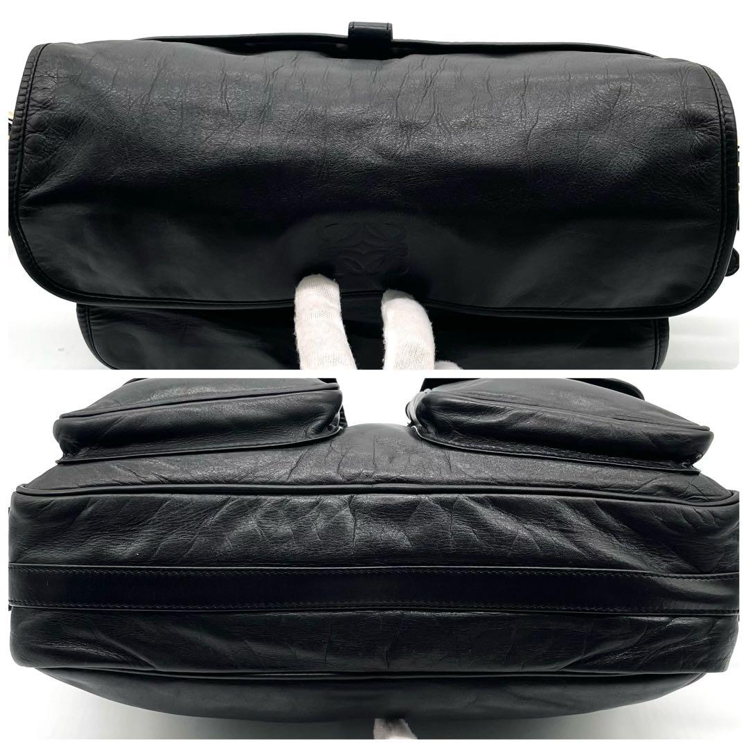 【極美品】ロエベ メッセンジャーバッグ アナグラム ナッパレザー 斜め掛け 黒