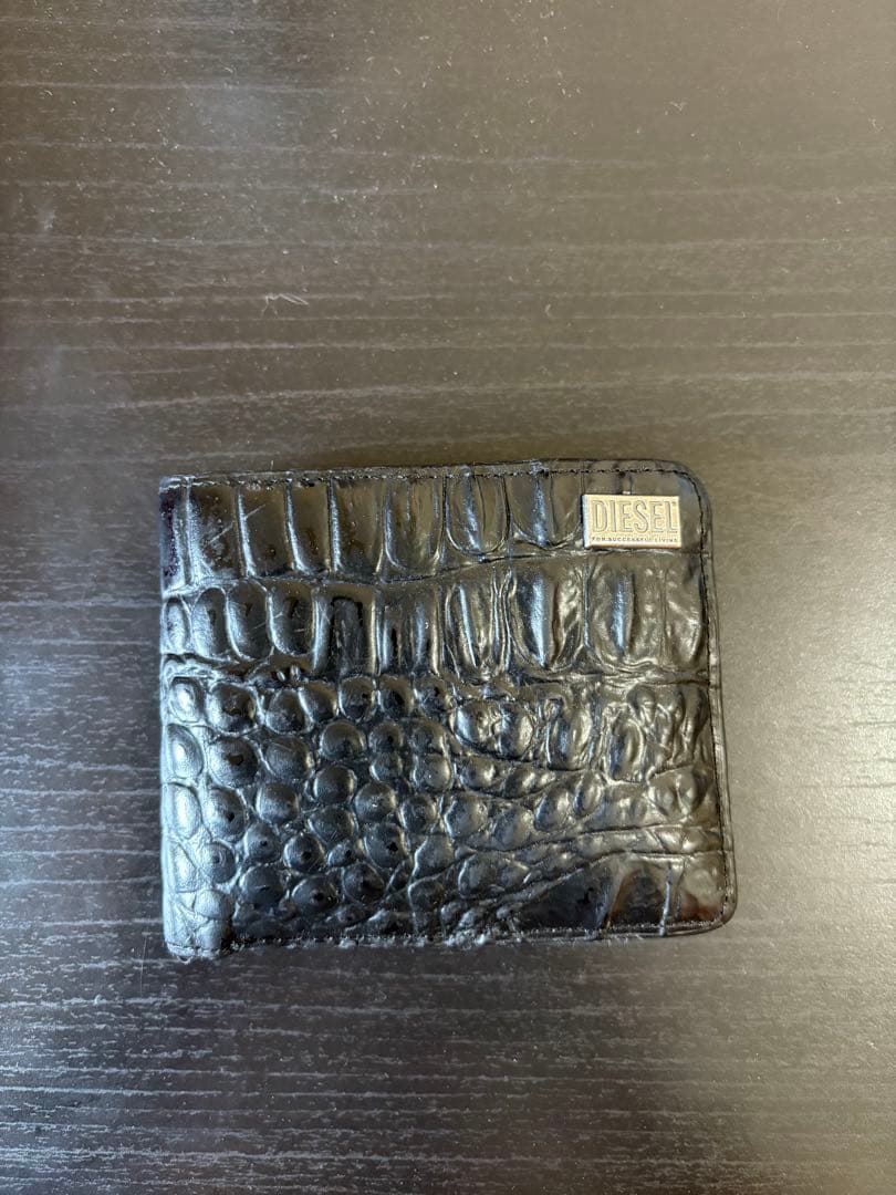 DIESEL/ディーゼル/二つ折り財布　クロコ値下げ可能