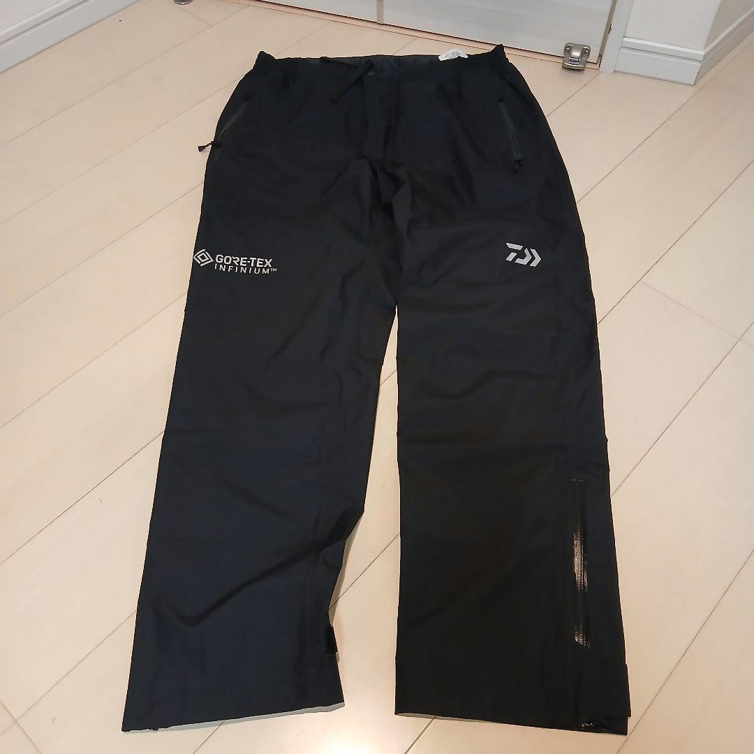 ☆新品未使用品☆ ダイワ GORE-TEX INFINIUM フィッシングスーツ