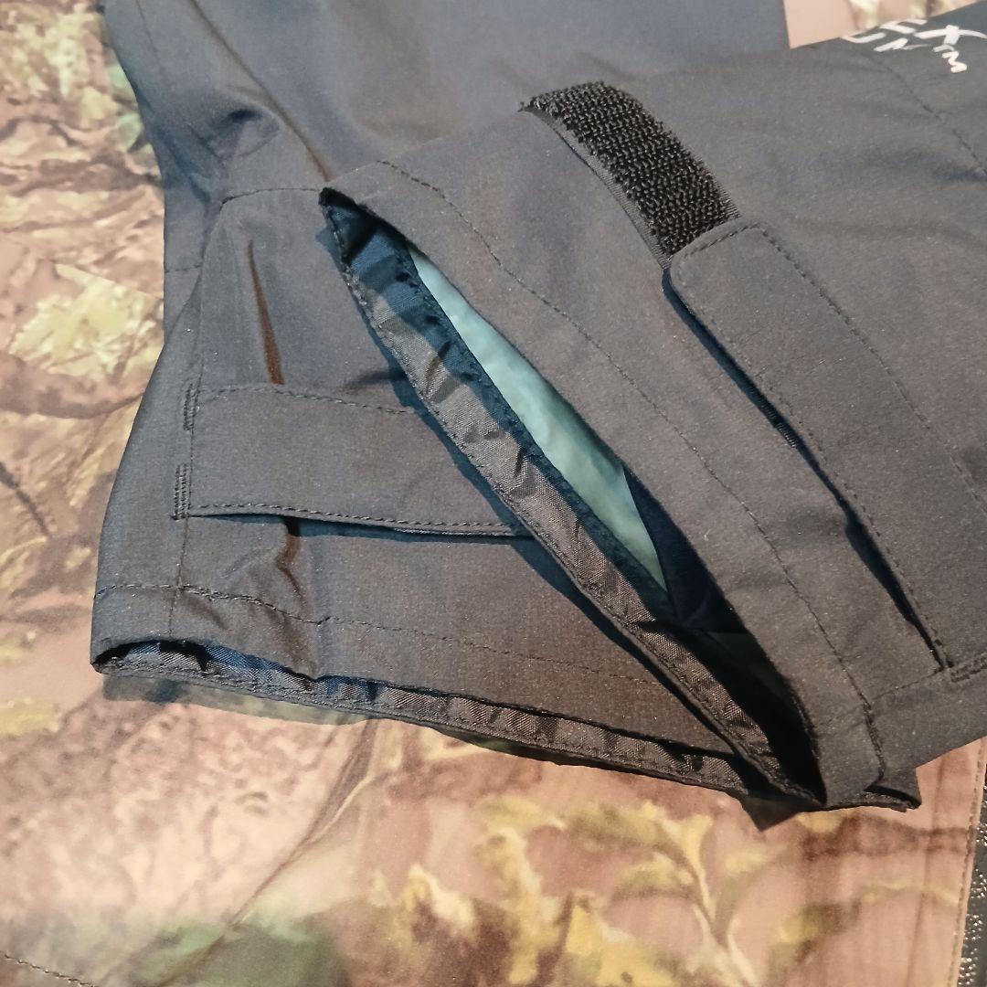 ☆新品未使用品☆ ダイワ GORE-TEX INFINIUM フィッシングスーツ