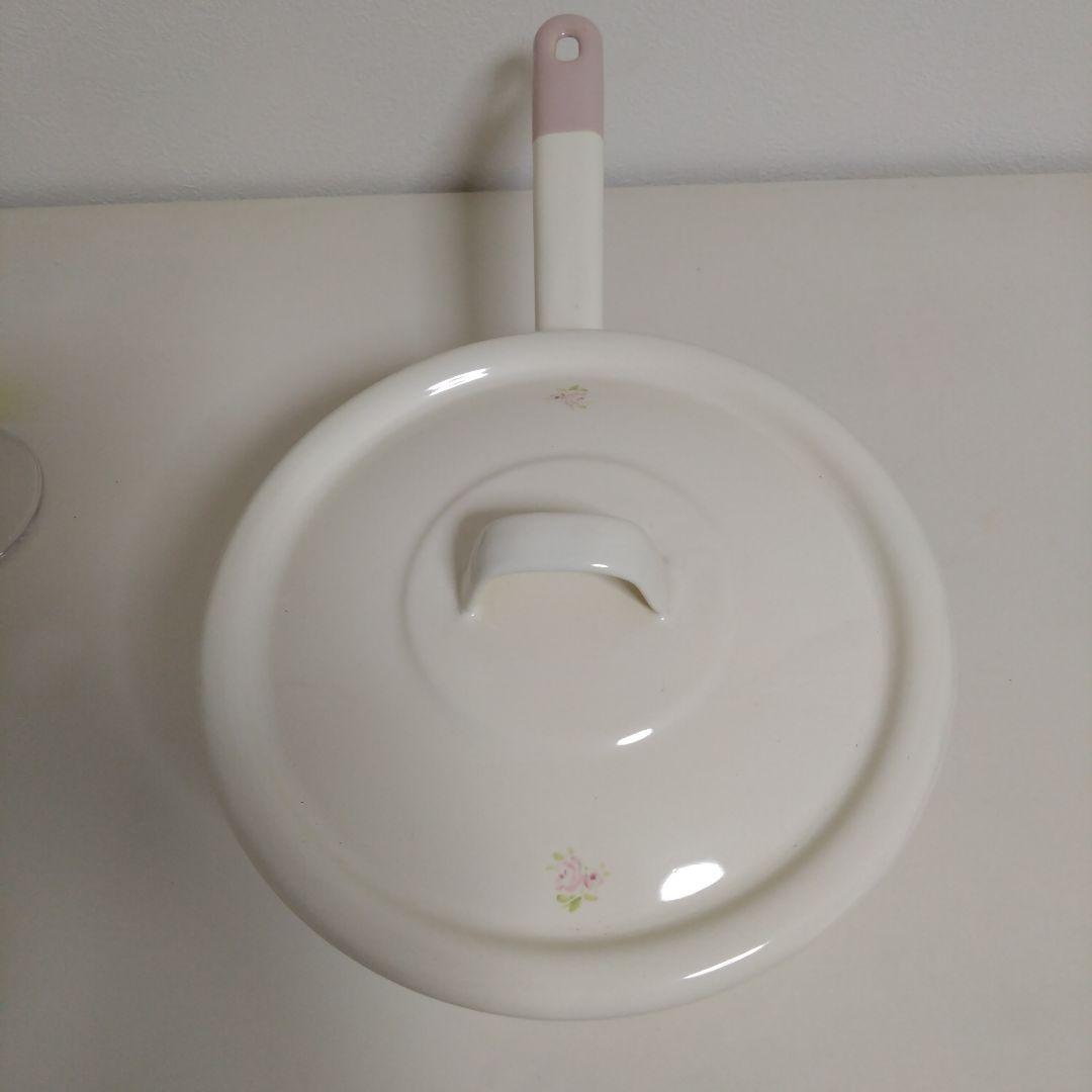 イマン♡Imaneホーロー♡限定品　ローズバスケット　ソースパン　片手鍋