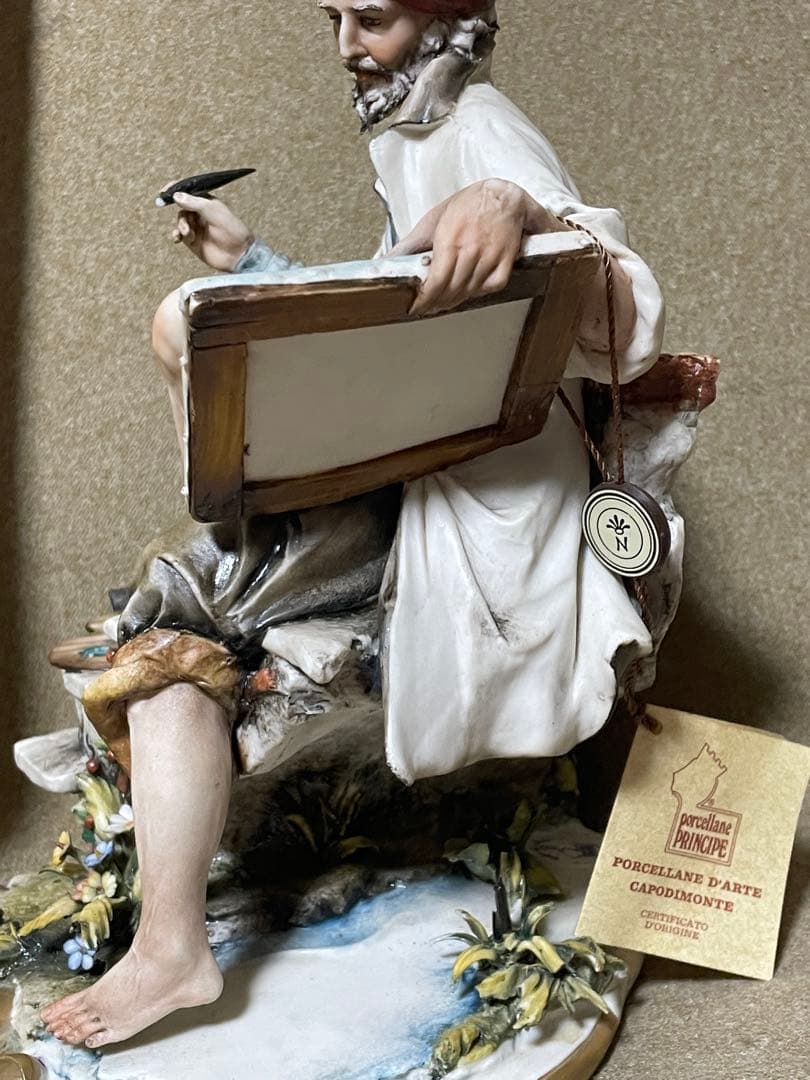 カポディモンテ　置物　画家　アーティスト　絵描き　ポーセリン