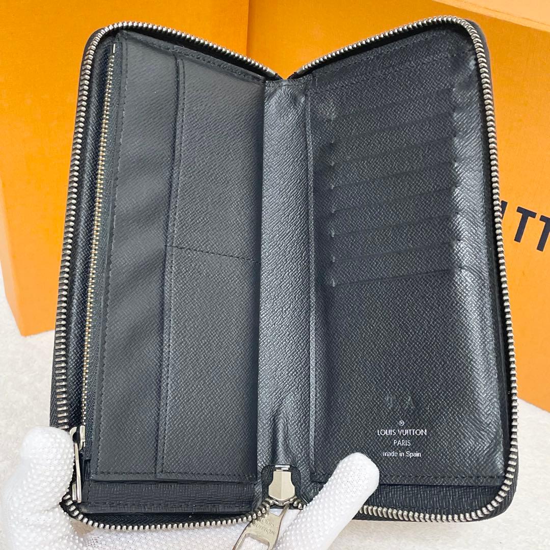 ルイヴィトン　エピ　ヴェルティカル ラウンドファスナー ジッピーウォレット