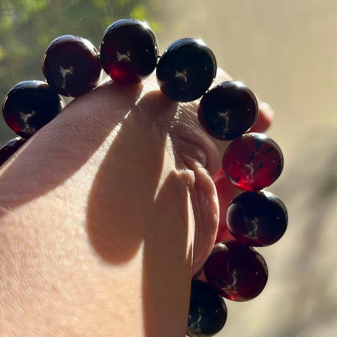 高品質 琥珀 スマトラ チェリーレッド ブルー アンバー ブレスレット 化石