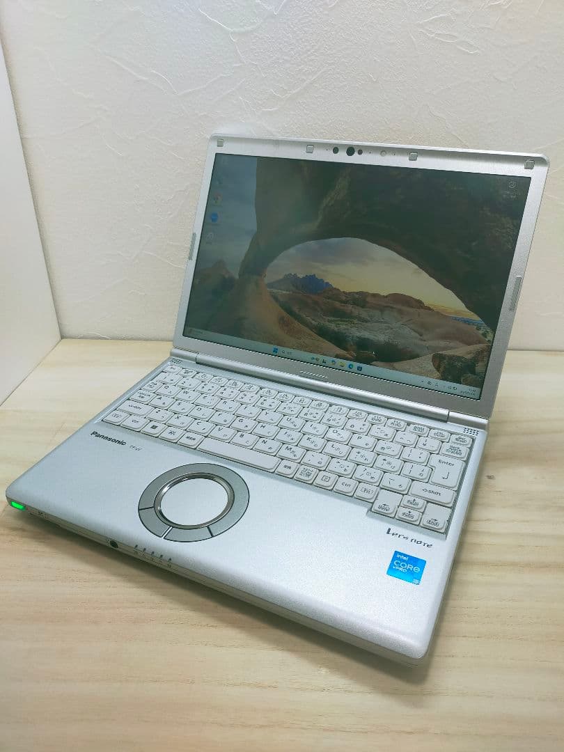 高性能　Panasonic☆CF-SV1RDLVS☆第11世代