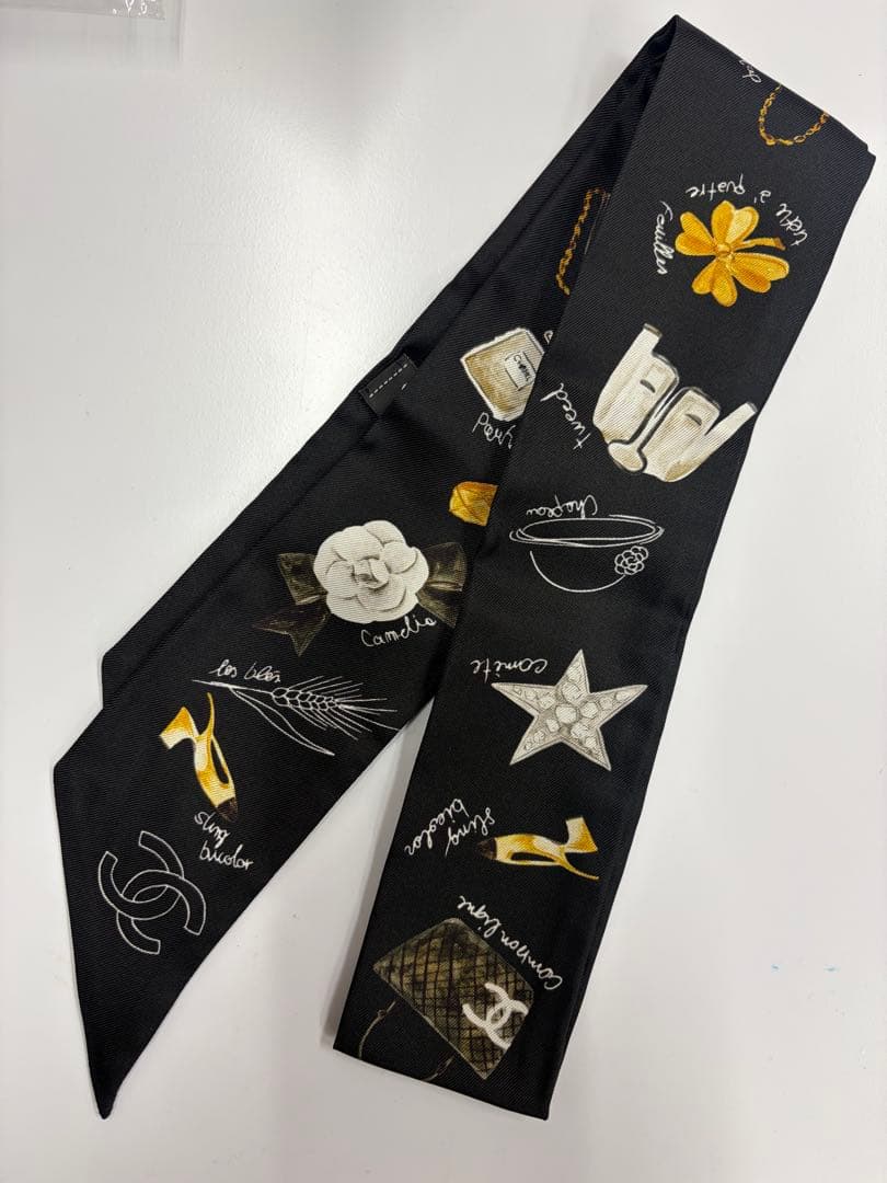 【美品】CHANEL シルク ツイルスカーフ 黒