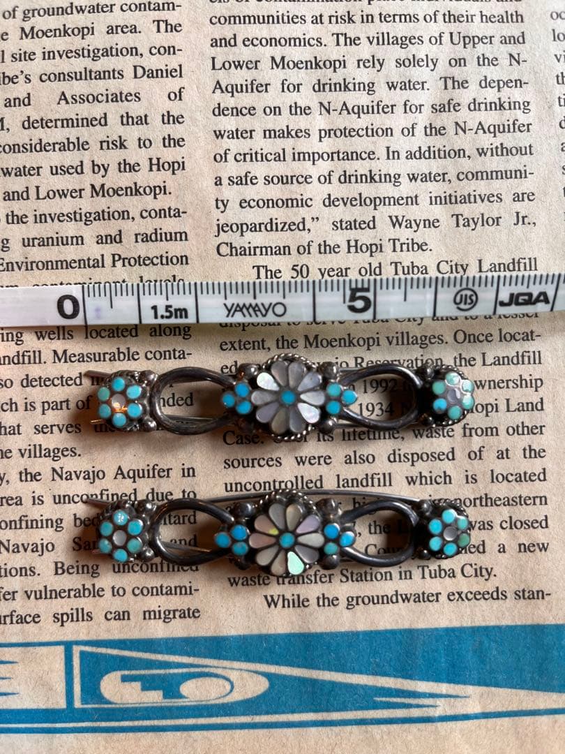 【ヴィンテージ】ズニ　VM DISHTA作フラワーインレイヘアピン2本セット