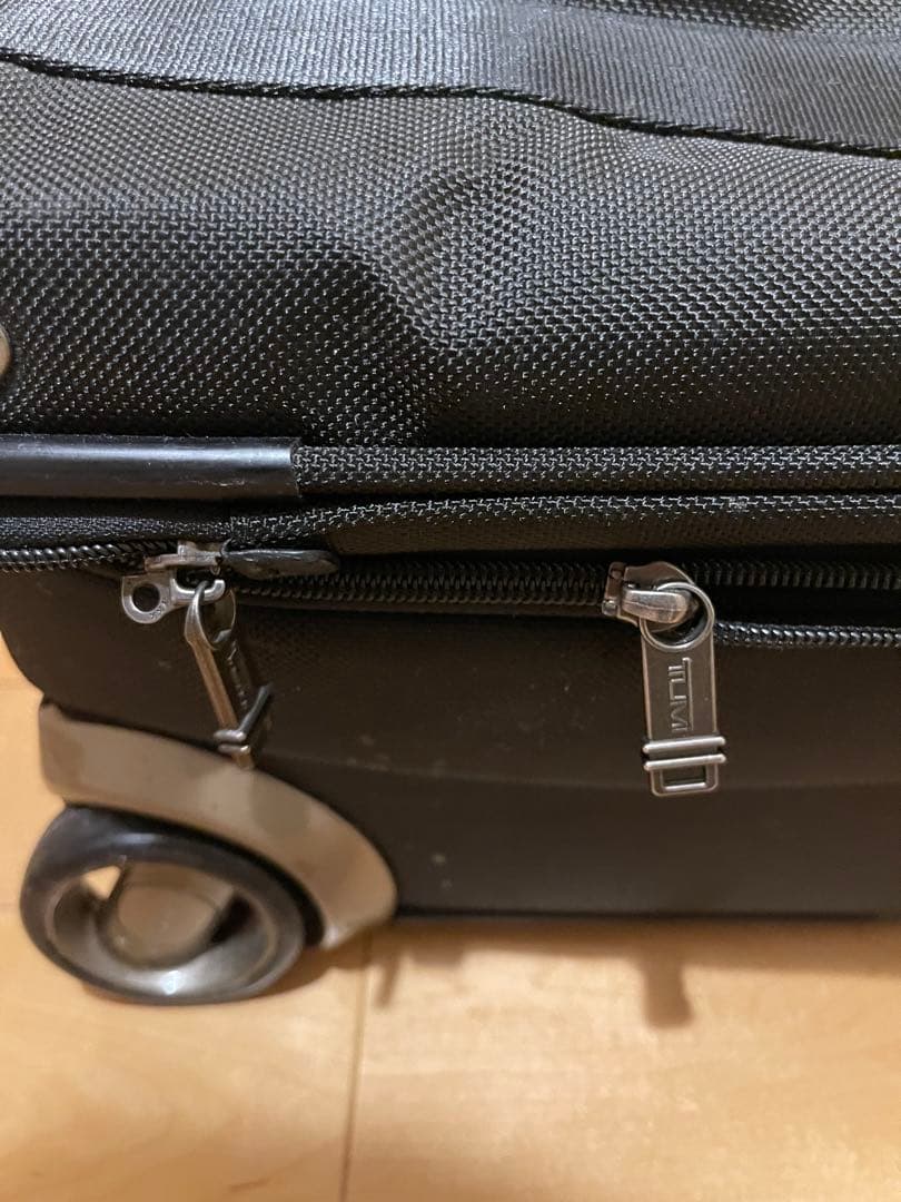 y*2様 TUMI キャリーケース
