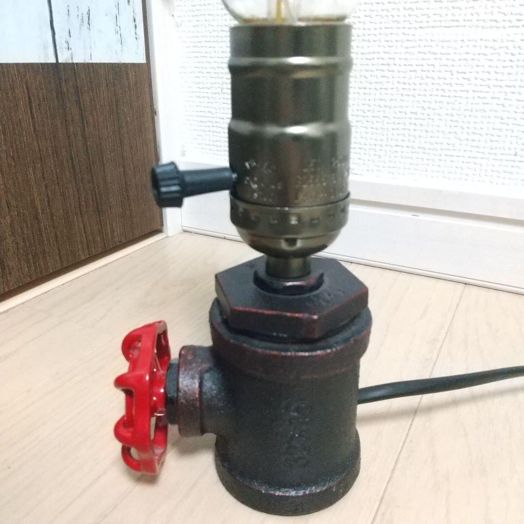 オシャレでレトロなバルブ型テーブルライト エジソンバルブLEDスマート付き