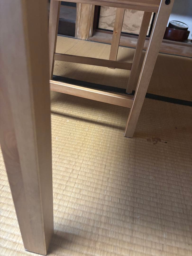 ベ*ん様 2人用IKEAダイニングテーブル