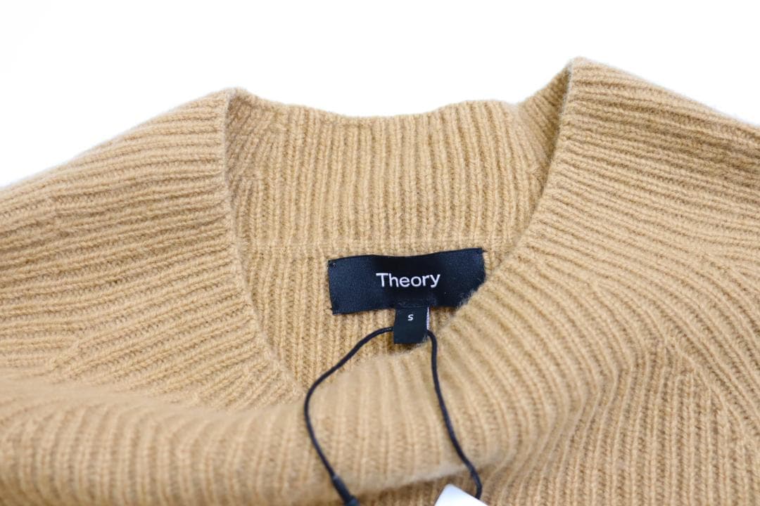 Theory 23AW ホールガーメント ハイネック ニット　茶