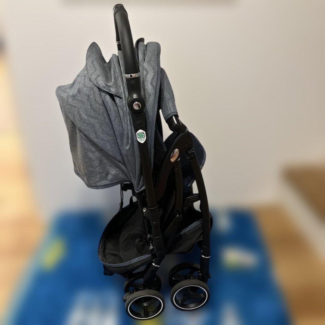 Aprica アップリカ ラクーナエアーコンパクト