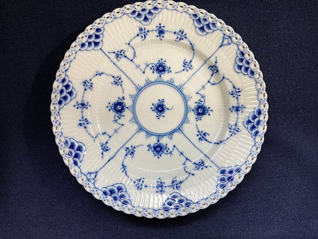 ピーちゃんママ‼️ ロイヤルコペンハーゲンブルーフルーテッドフルレース19