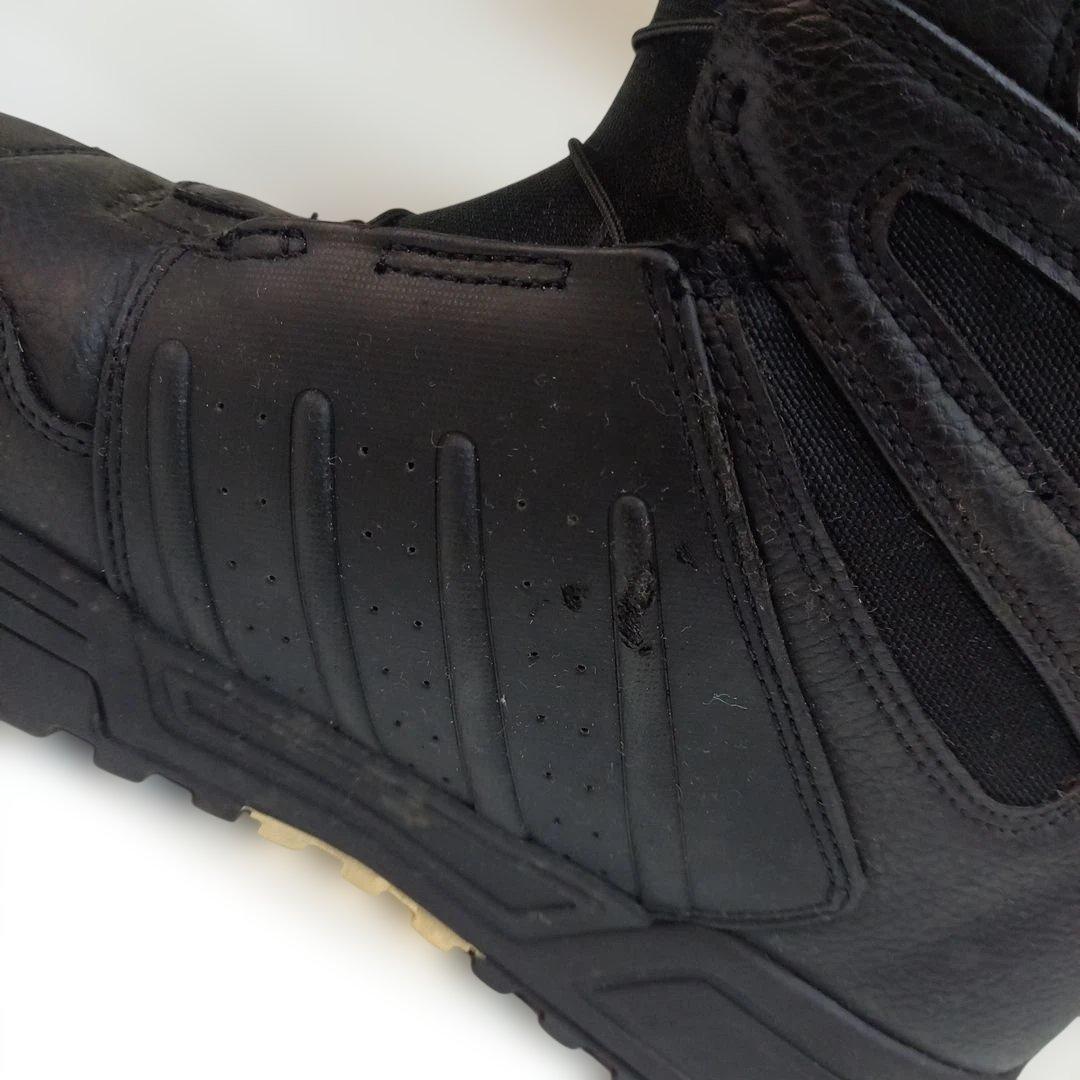 Burton スノーボードブーツ ブラック moto