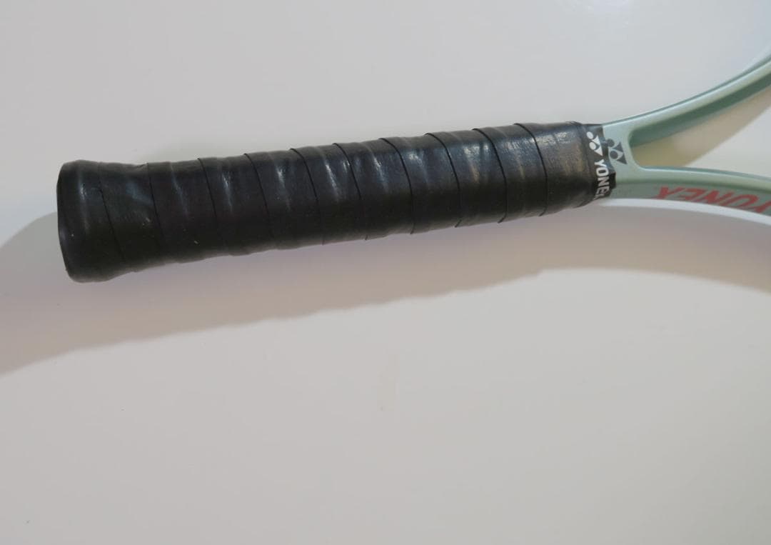 YONEX PERCEPT 100 硬式テニスラケット G2