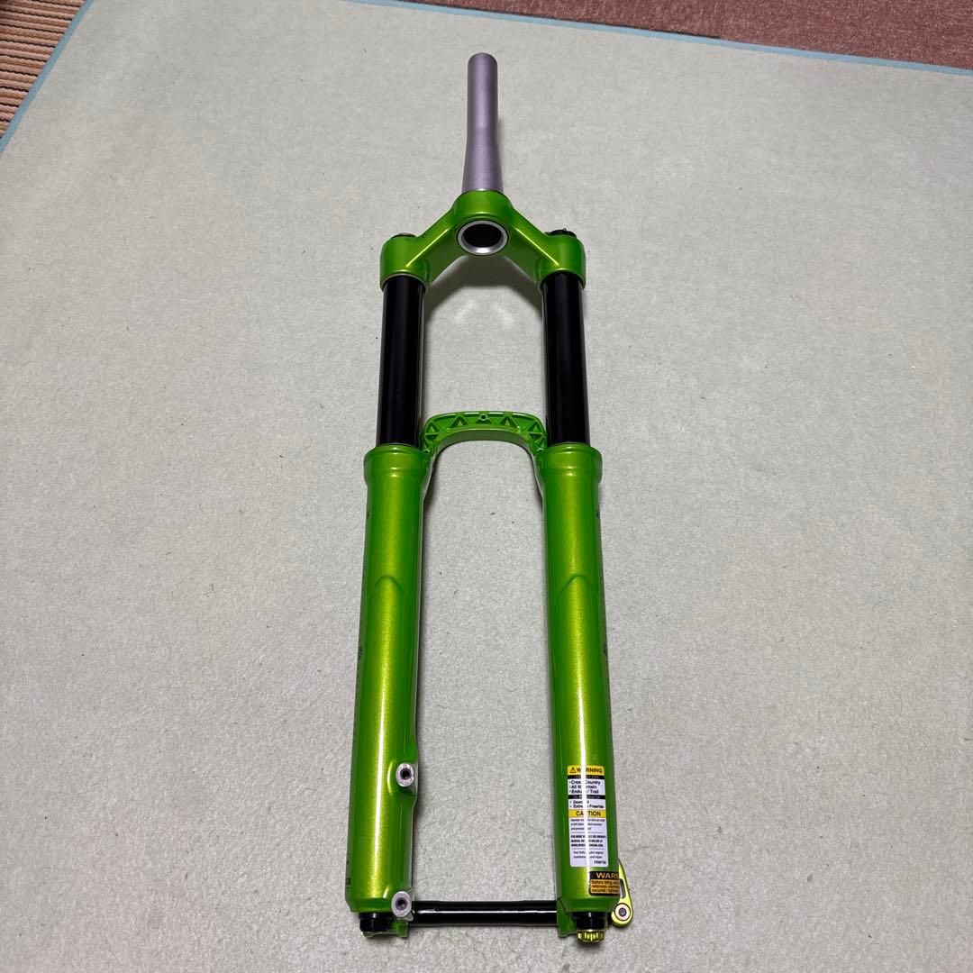 DVO Diamond サスペンションフォーク27.5(グリーン)