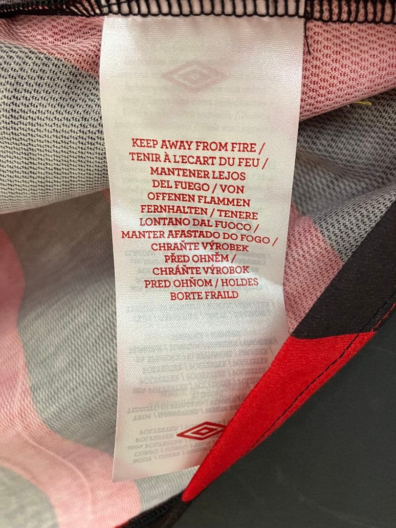 11-12 マンチェスター・シティ　アグエロ　アンブロオフィシャル　ユニフォーム