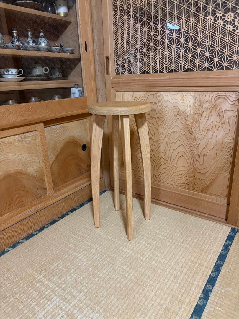 1364建具屋一筋58年のおじいちゃんの手作りスツール、イス☆けやき