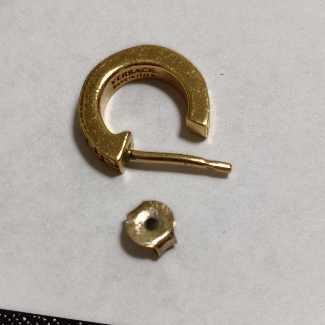 ヴェルサーチ　ピアス　フープ　片耳　刻印あり