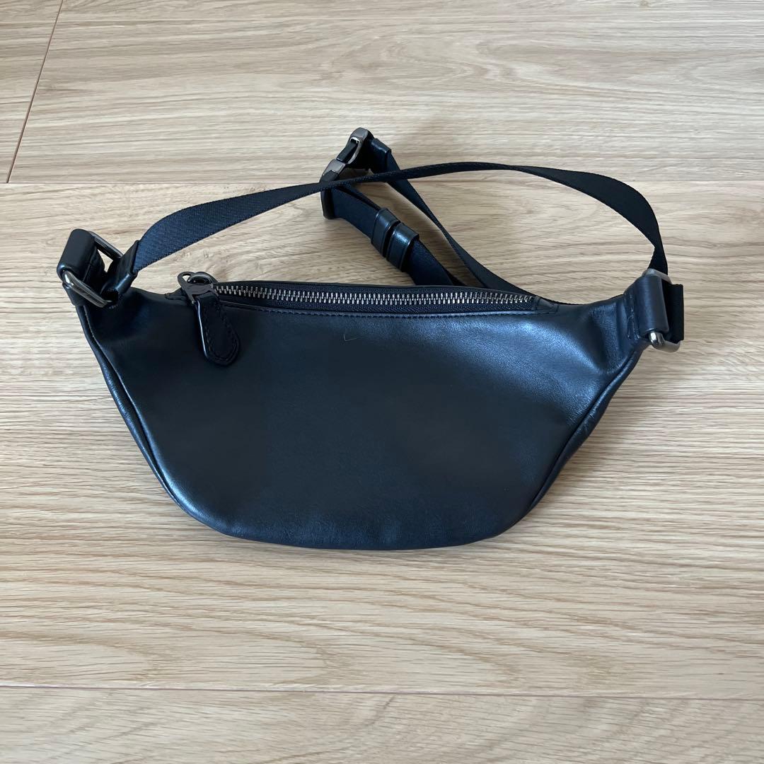 COACH ボディバッグ 黒 レザー