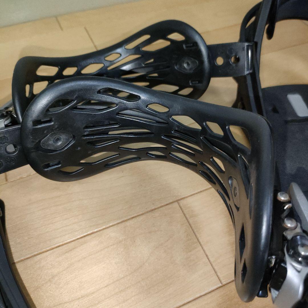 中古　バートンCARTEL X スノーボード ビンディング Mサイズ　グラトリ