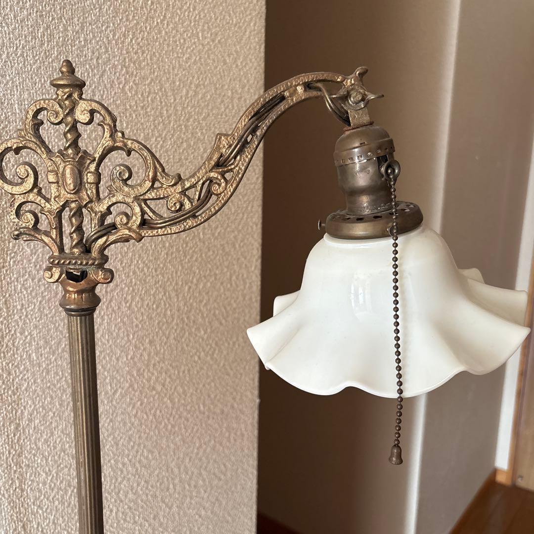 クラシックフロアスタンド フリルシェード