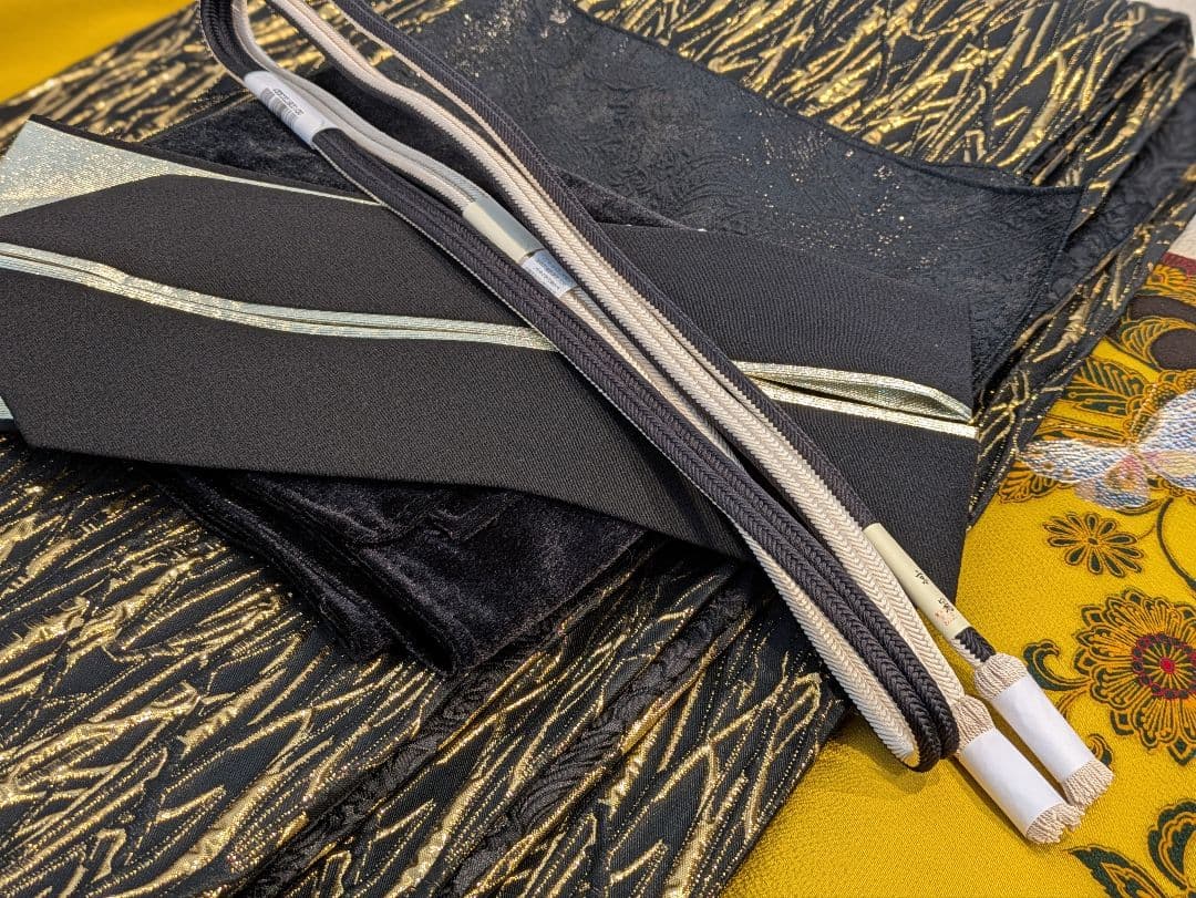 mn様 振袖フルセット 身丈165裄67 銀彩 からし色 黒 やまと誂え 成人式