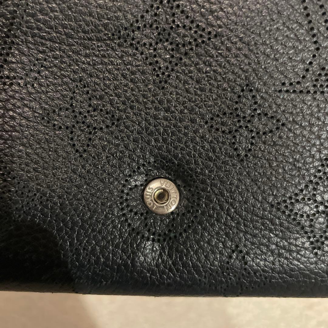 ルイヴィトン マヒナ ポルトフォイユイリス コンパクト 財布 箱付き