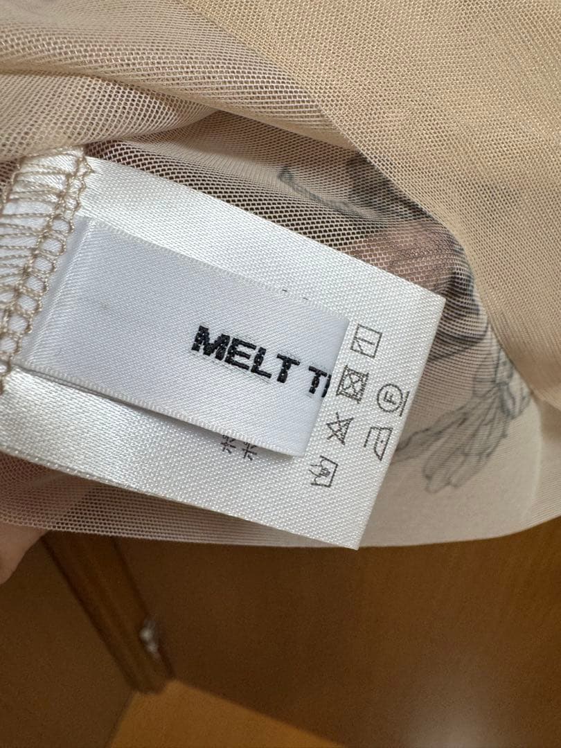 メルトザレディ melt the lady lily tatoo tops